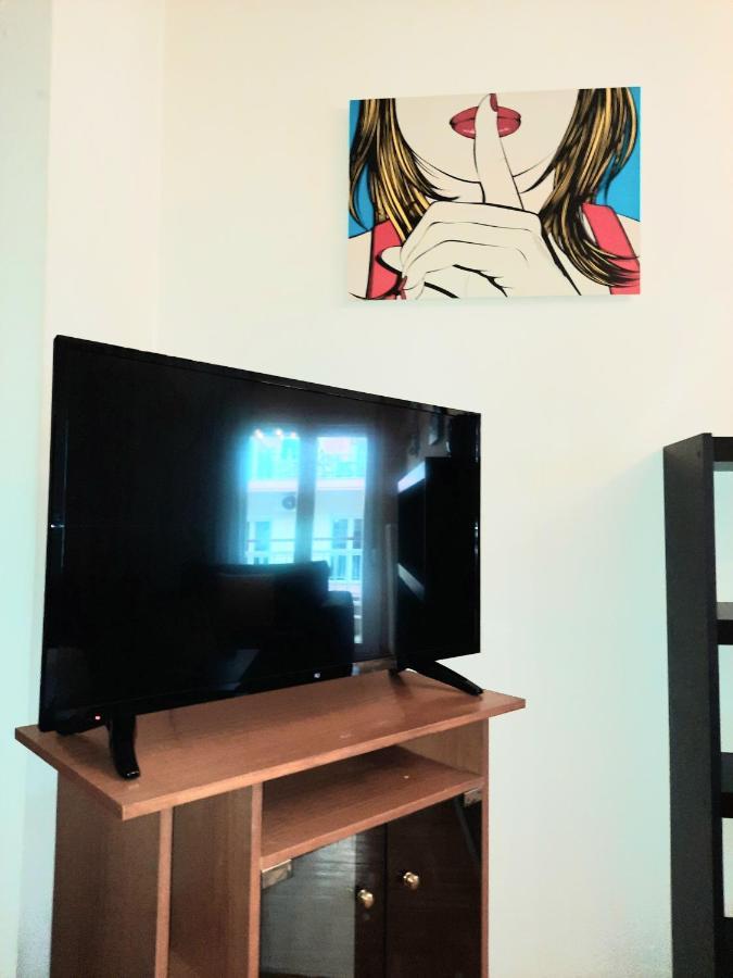 Cozy And Bright Apartment In The Heart Of The City Salonicco Esterno foto